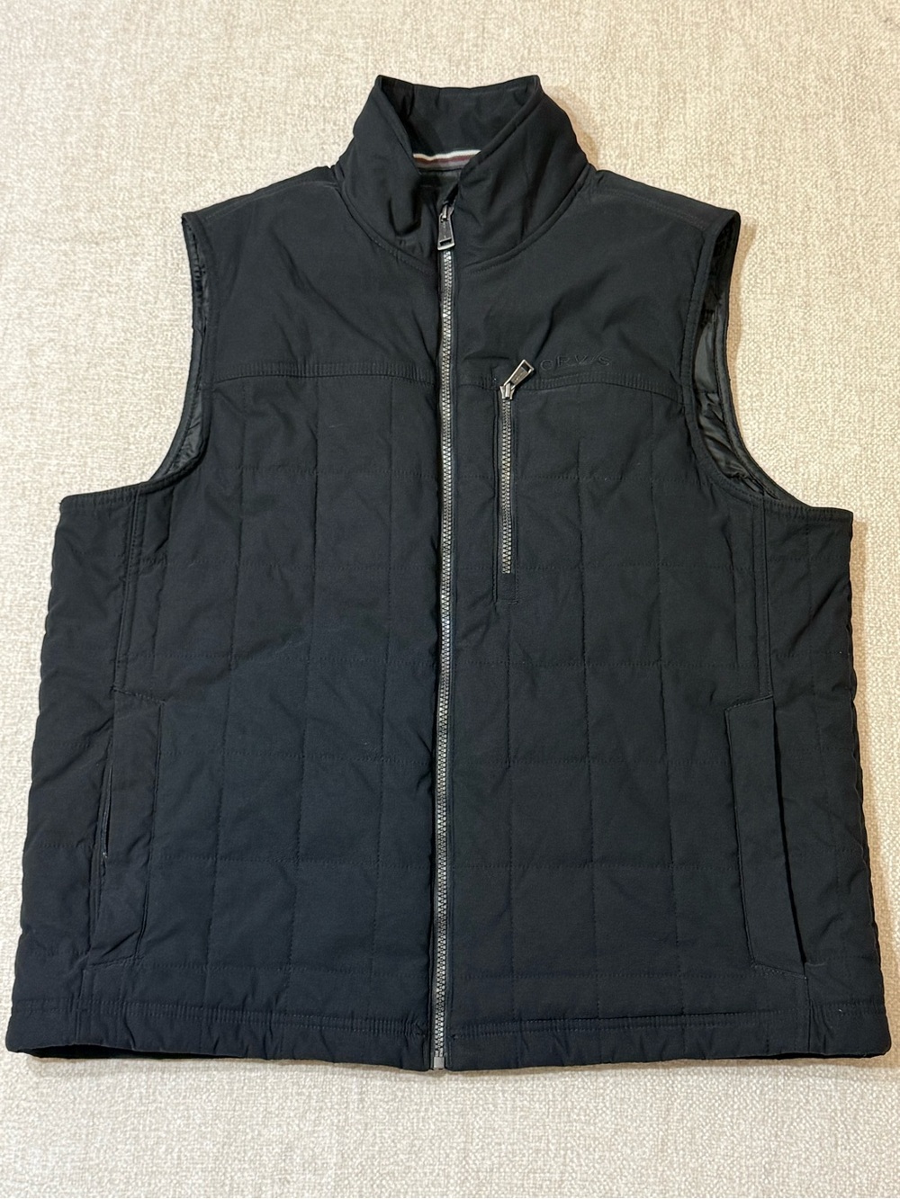 Orvis Classic Collection L Black Quilted Vest Gorpcore Quiet Luxury Outdoor